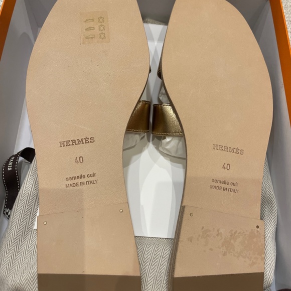 Hermes Oran Sandals - Picture 2 of 5